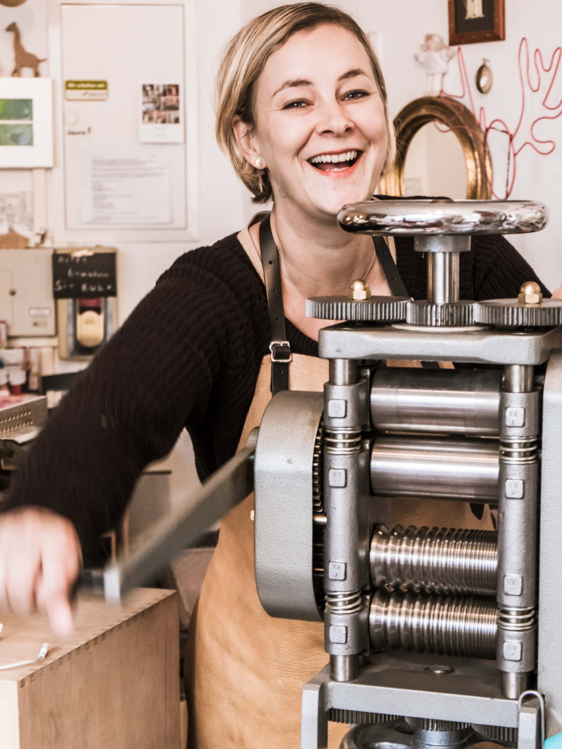 Goldkind_Tina_happy_actioning_rolling_mill